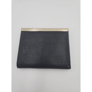 Bandolino Black Wallet 4 1/2"‎ x 3 3/4"